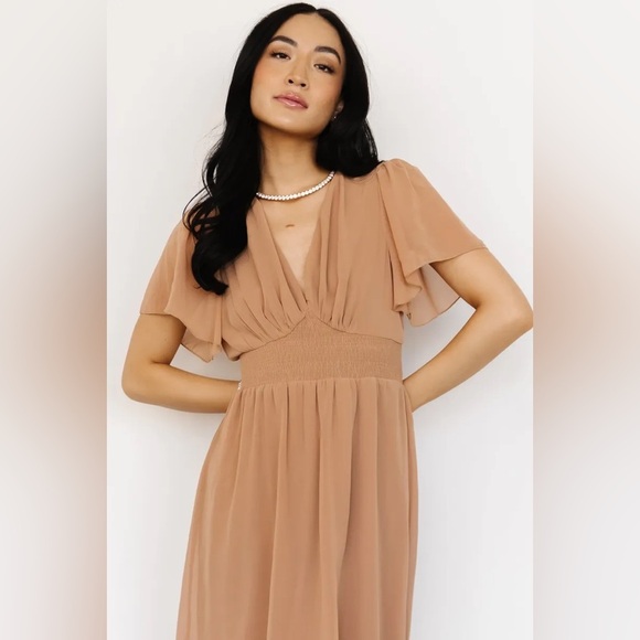 BALTIC BORN Sarah Smocked Midi Dress in Dusty Camel Size Small - Picture 4 of 9